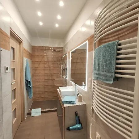 3 エプフェル デザイン エッセン